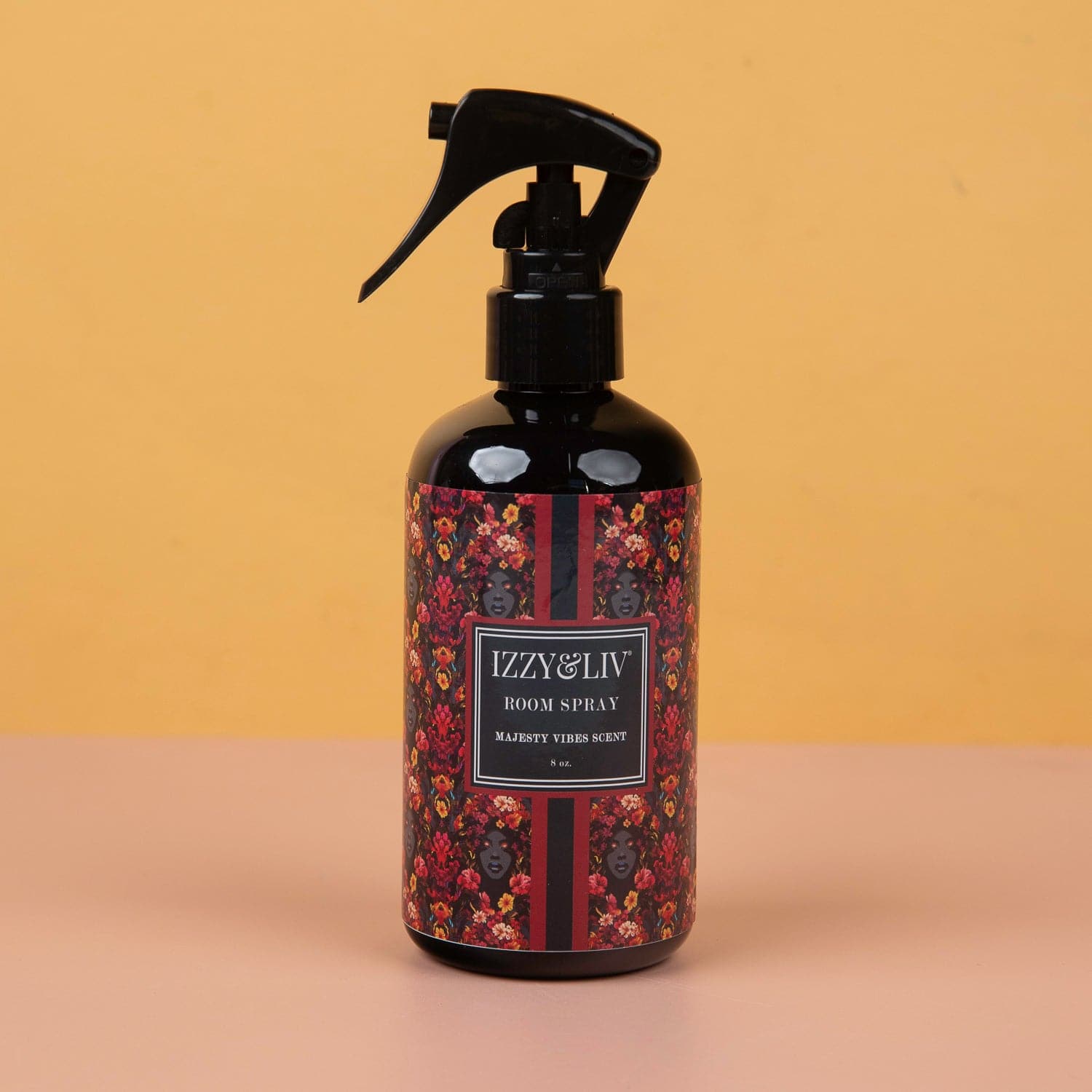 Majesty Vibes Aromatic Room Spray - Izzy & Liv