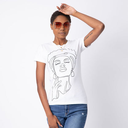 Simple Beauty Pose T-Shirt - Izzy & Liv