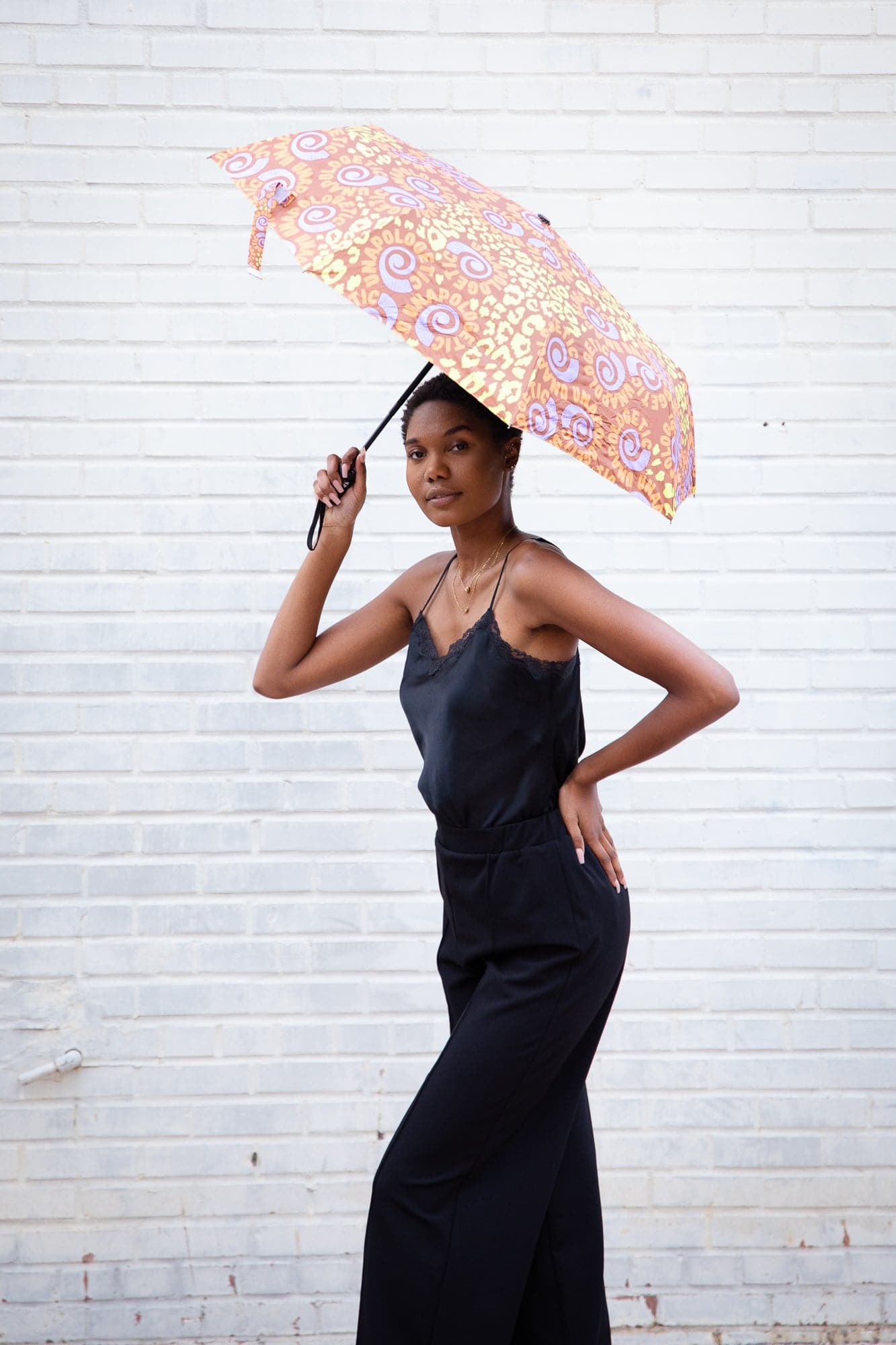 Unapologetic Swirl Came Thru Drippin' Push Button Umbrella - Izzy & Liv