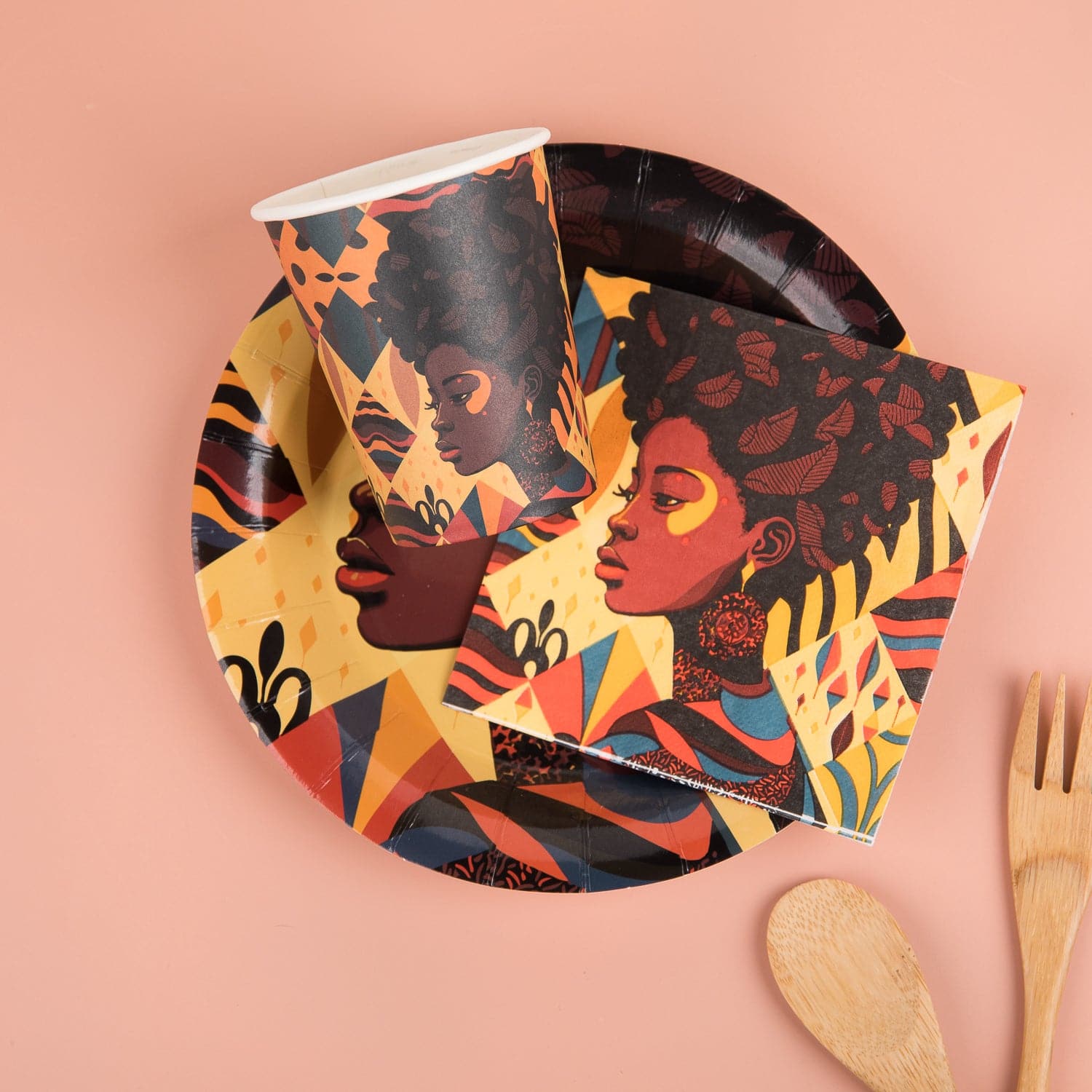 Queen Glorious Pour It Up Paper Cup Set - Izzy & Liv