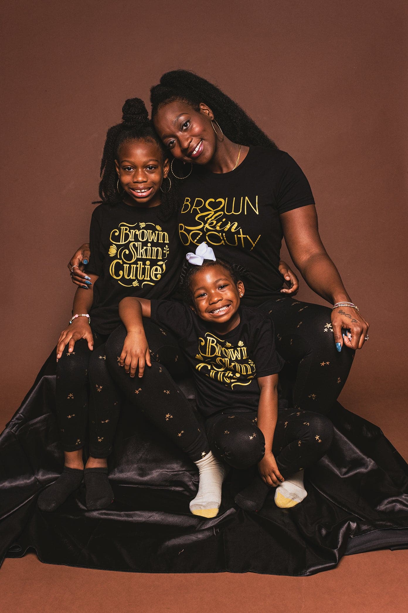 Brown Skin Beauty Tee - Izzy & Liv