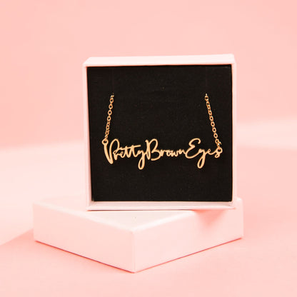 Pretty Brown Eyes Script Necklace (18k gold plated)